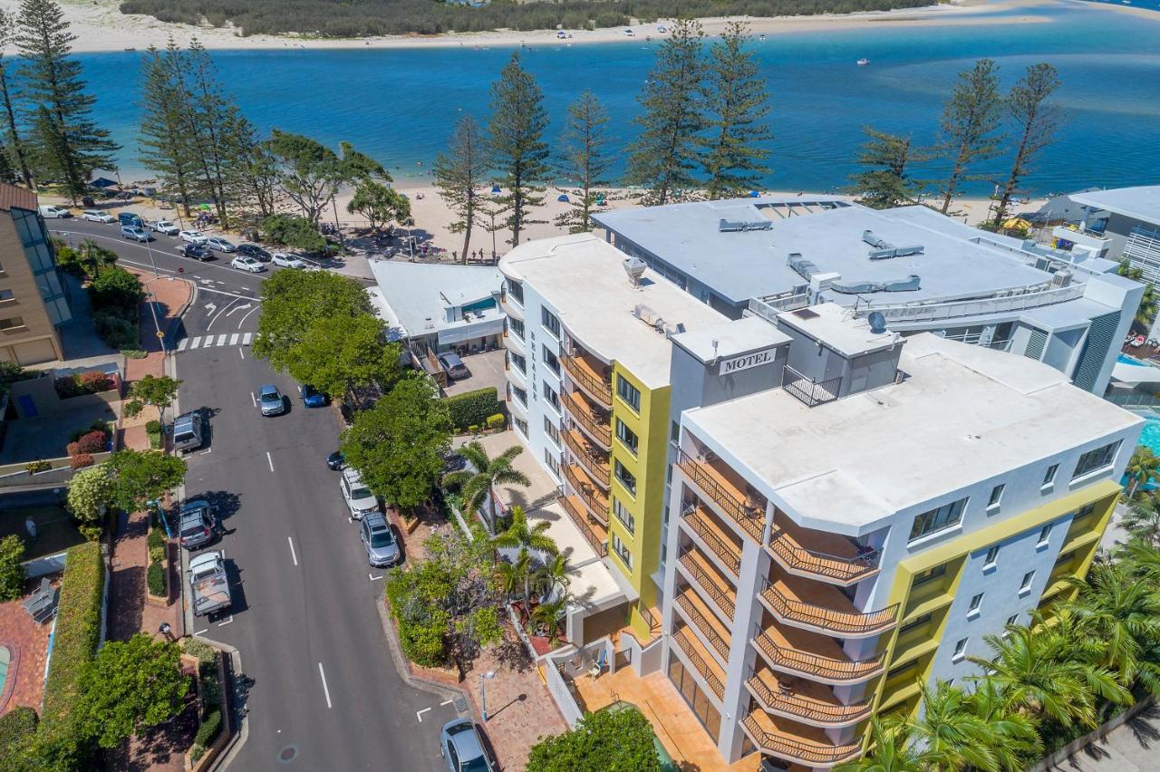 Belaire Place Motel Apartments Caloundra Exterior photo