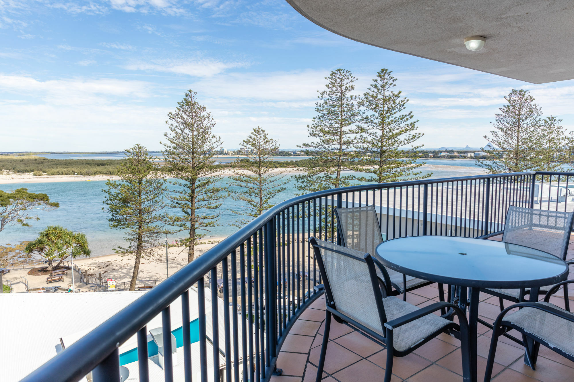 Belaire Place Motel Apartments Caloundra Exterior photo