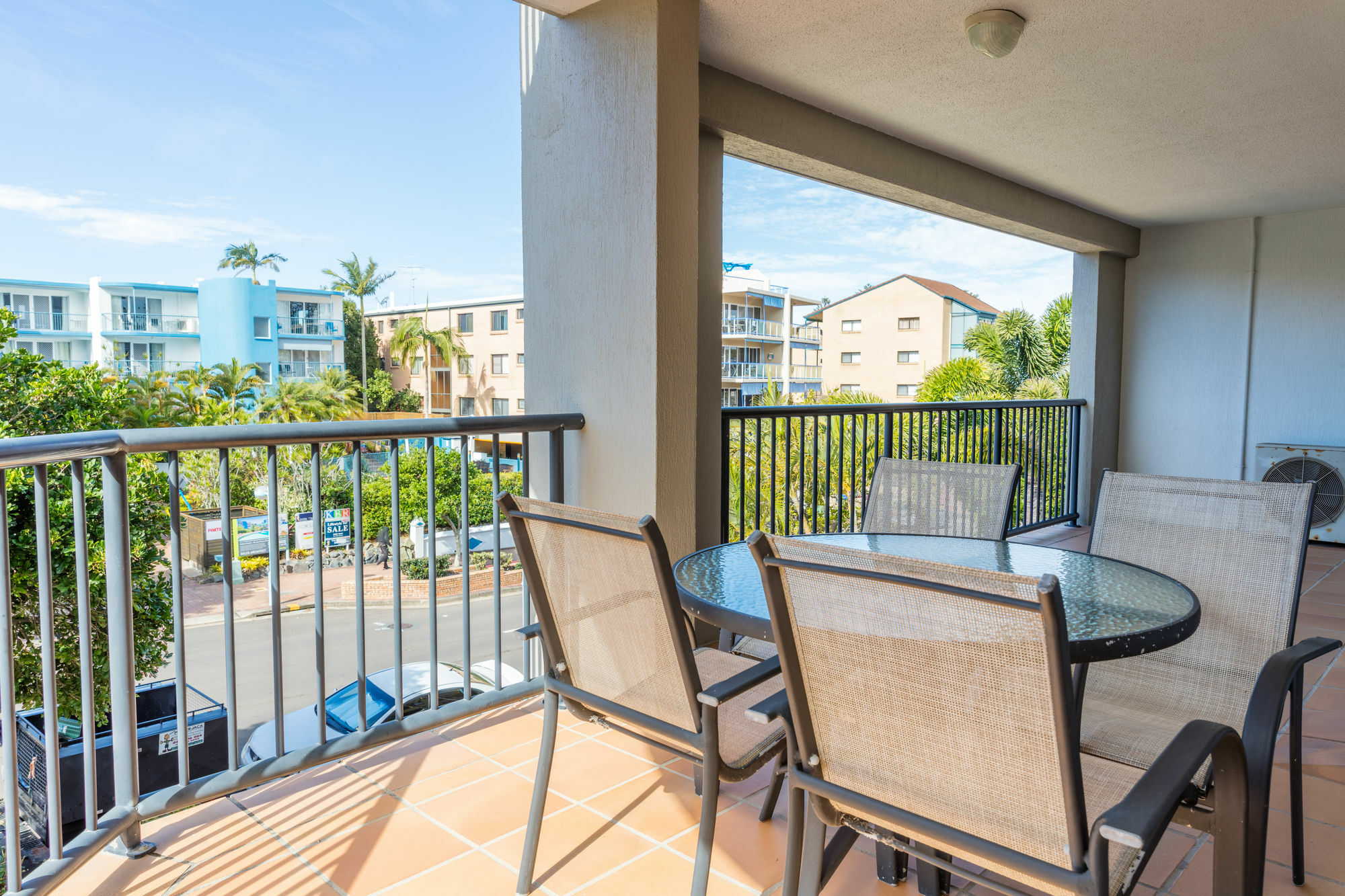 Belaire Place Motel Apartments Caloundra Exterior photo