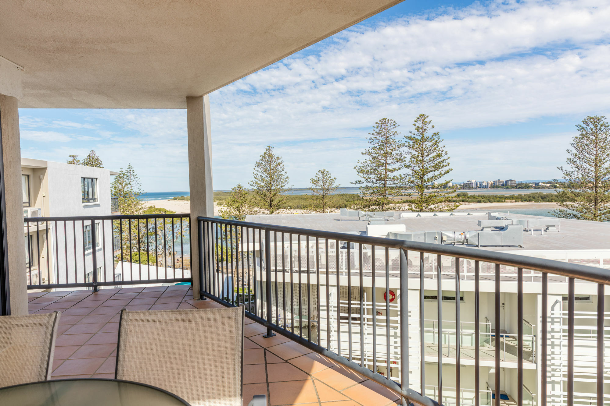 Belaire Place Motel Apartments Caloundra Exterior photo