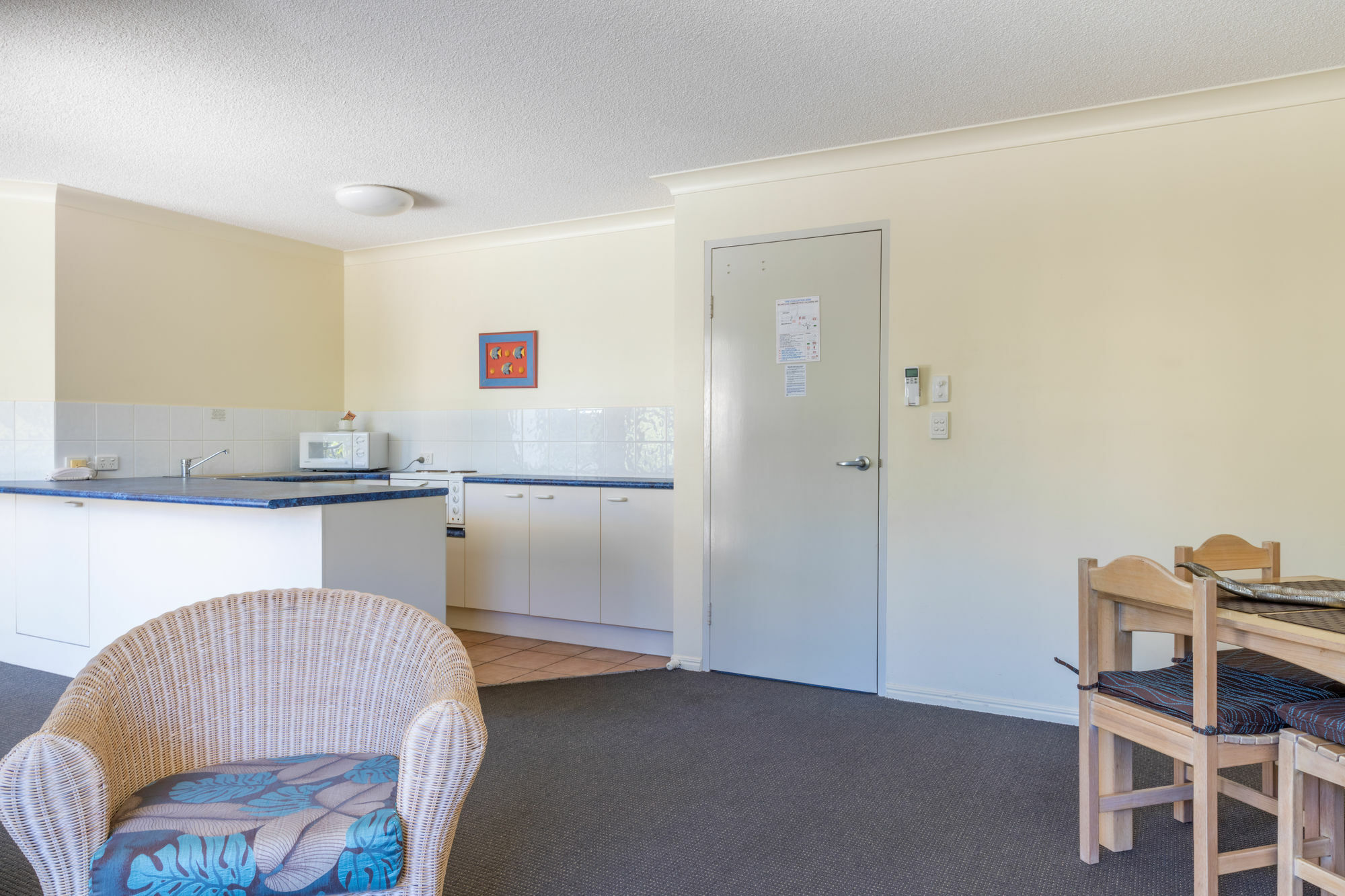 Belaire Place Motel Apartments Caloundra Exterior photo